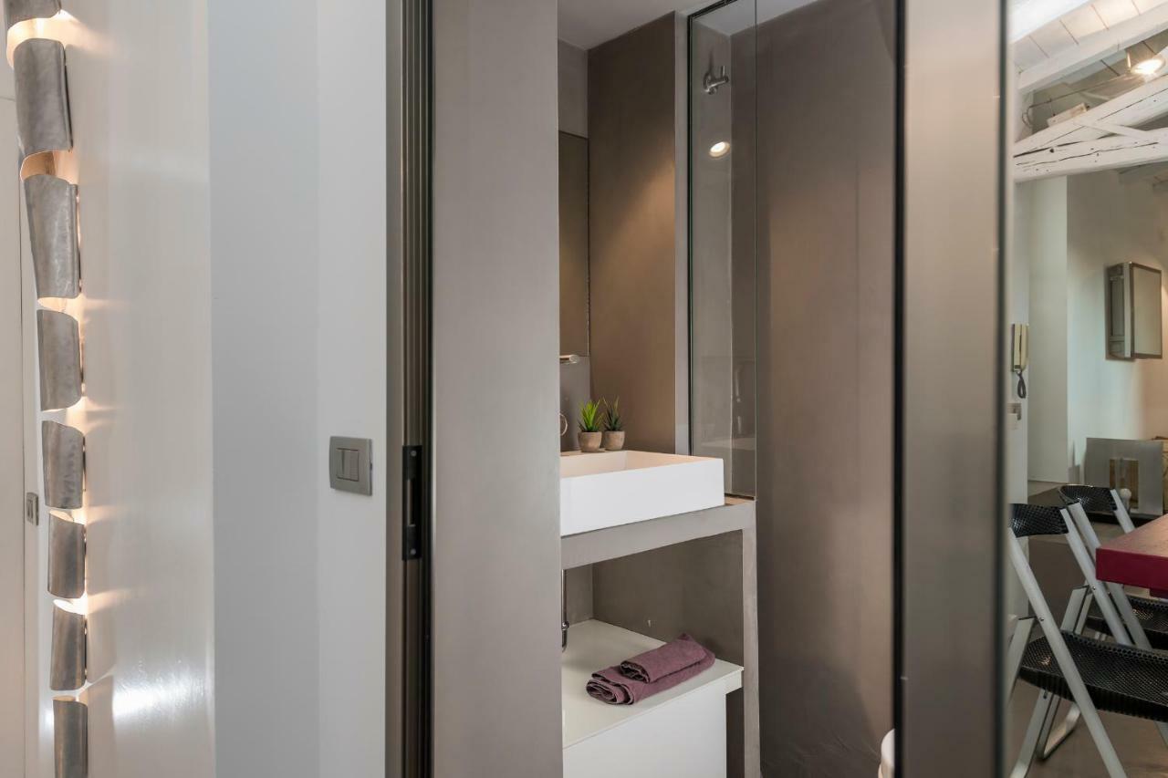 Two Bedrooms With Solarium With View On San Peter Church And Sant'angelo Castle Apartamento