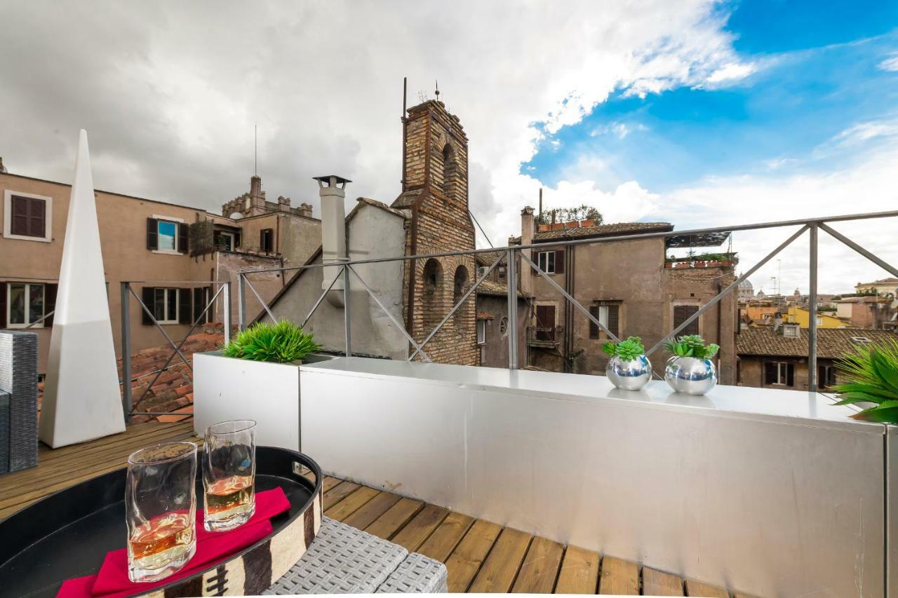 Apartamento Two Bedrooms With Solarium With View On San Peter Church And Sant'angelo Castle
